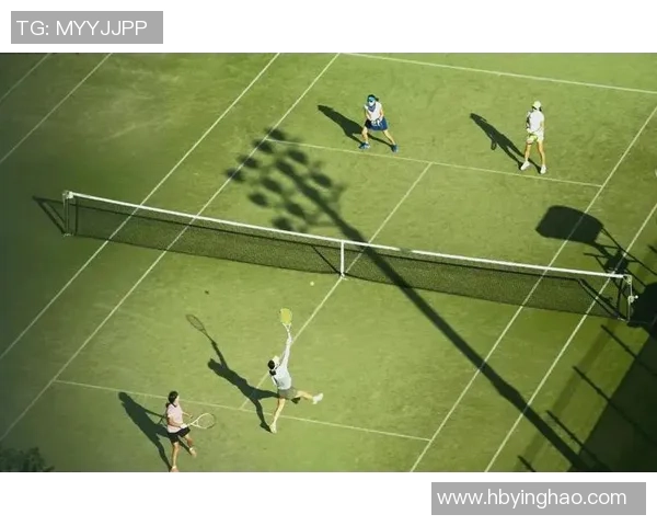 上海网球队的灵活性揭秘:网球巨献背后的训练与策略分析 上海网球队的灵活性揭秘:网球巨献背后的训练与策略分析